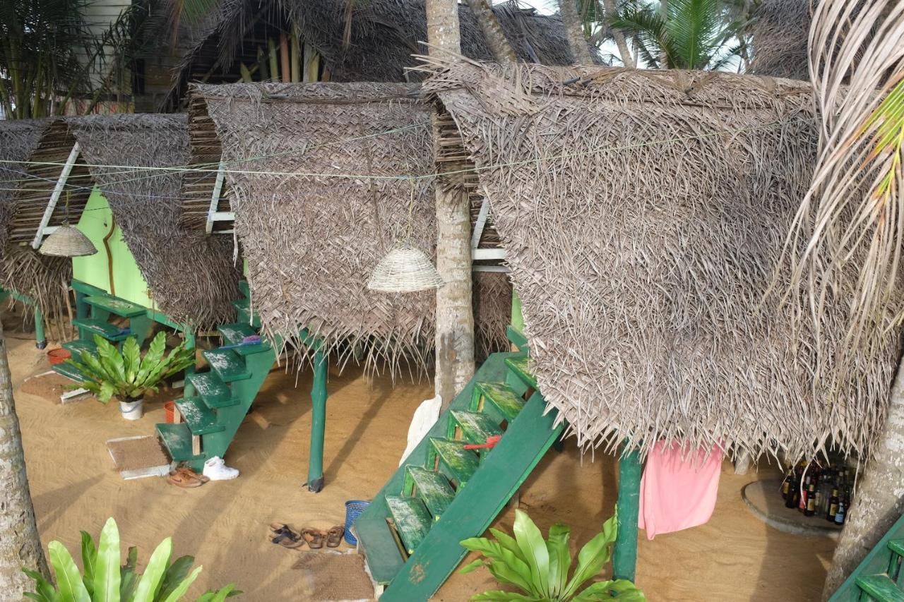 Oynise Beach Cabin Galle Kültér fotó